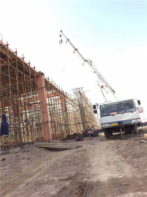 黔南吊车作业的安全注意事项有哪些？