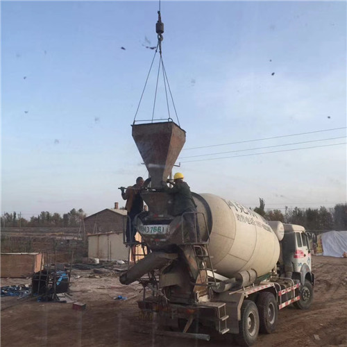 黔南“精准瞄准”—— 吊车的 “定位导航” 技术